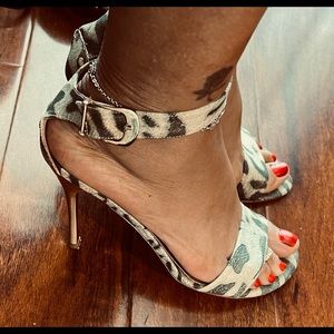 Stuart Weitzman Shoes